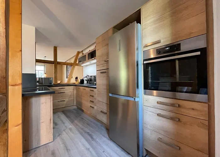 Alter Balken-neuer Glanz - Luna Im Herzen Heinrichs *