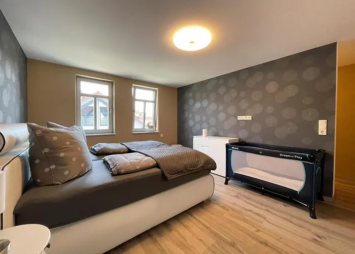 Alter Balken-neuer Glanz - Luna Im Herzen Heinrichs * Suhl